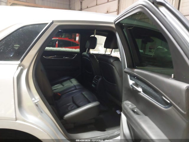 2020 CADILLAC XT5 1GYKNDRS8LZ166475 Photo 7