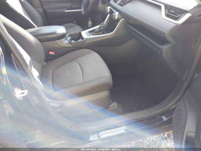 2020 TOYOTA RAV4 2T3W1RFVXLC058360 Photo 4