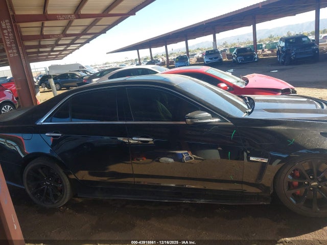 Cadillac CTS-V 2019 1G6A15S69K0144779 Image 13