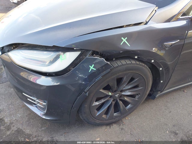 2018 TESLA MODEL X 5YJXCDE20JF090616 Photo 5