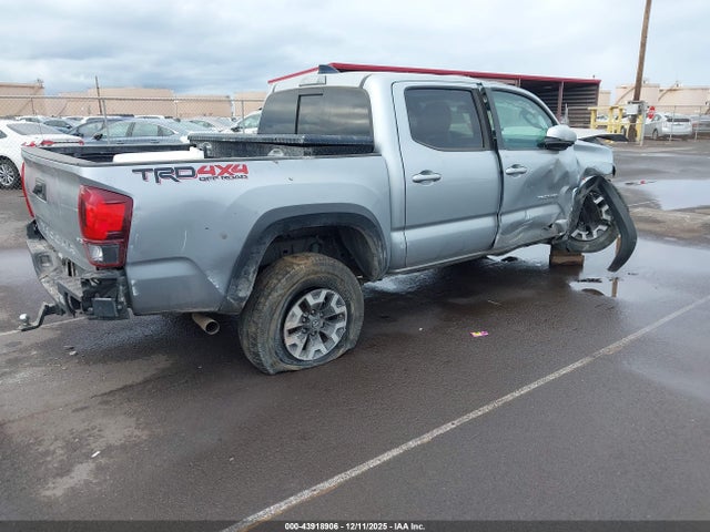 3TMCZ5AN8NM494364 Toyota Tacoma Trd Off Road