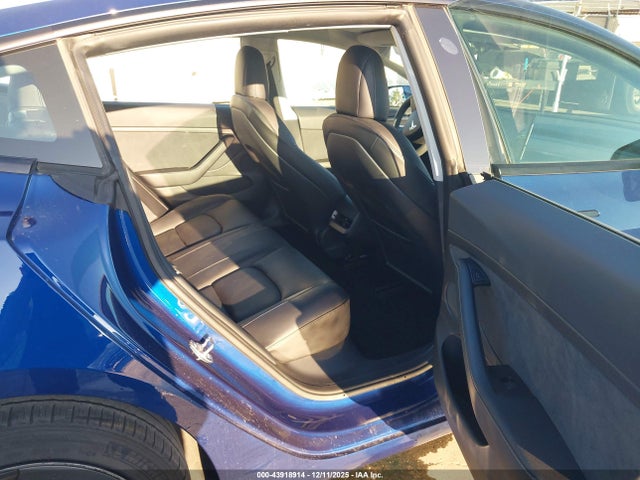 2022 TESLA MODEL 3 5YJ3E1EB5NF125423 Photo 7
