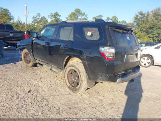 2018 TOYOTA 4RUNNER JTEBU5JR6J5539925 Photo 2