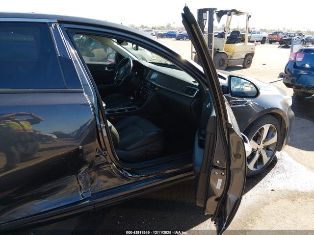 5XXGW4L28JG188333 KIA Optima Sx Turbo