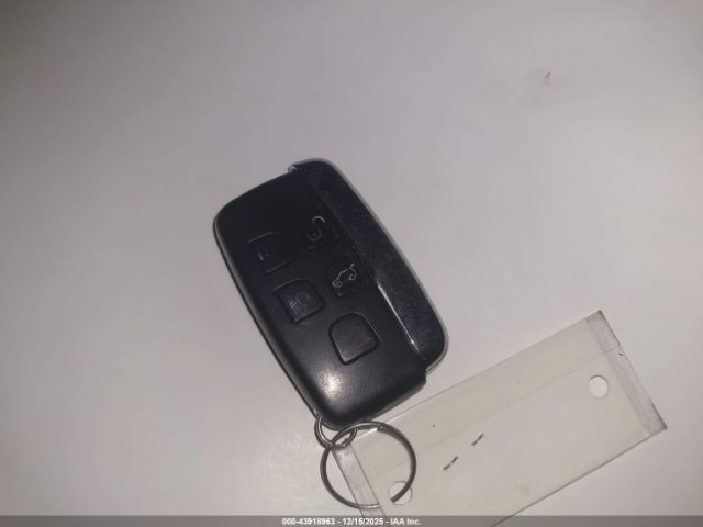 2017 JAGUAR XE SAJAJ4BVXHA970883 Photo 10