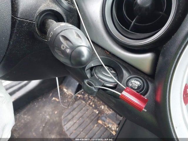 2012 MINI COOPER WMWZN3C51CT135005 Photo 10