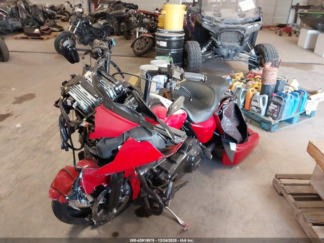 2022 HARLEY-DAVIDSON FLTRXS 1HD1KTP11NB672075 Photo 1