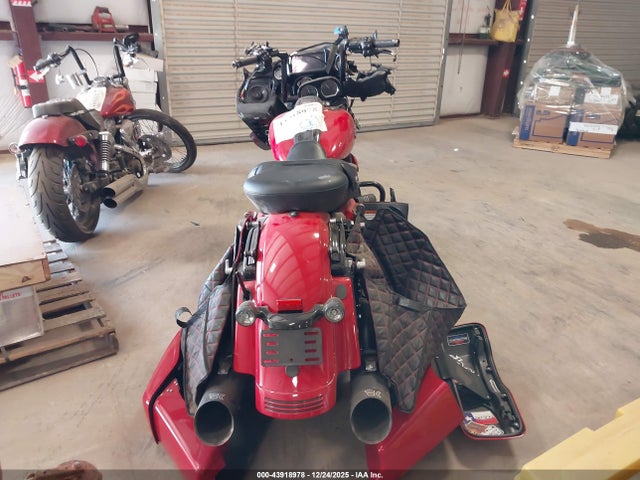 2022 HARLEY-DAVIDSON FLTRXS 1HD1KTP11NB672075 Photo 5