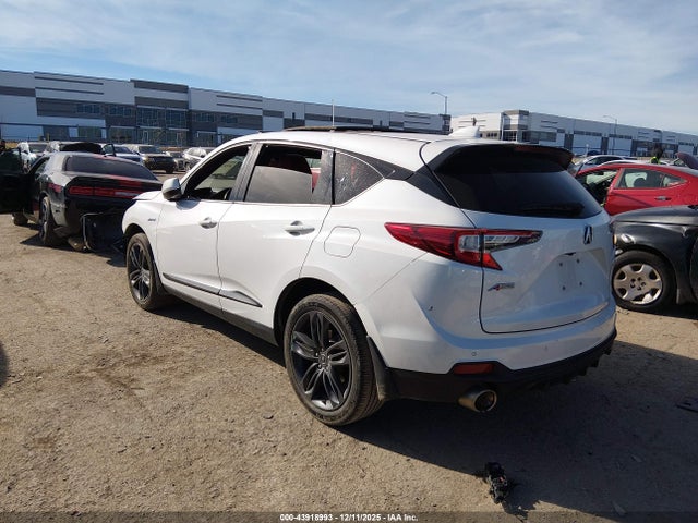 2022 ACURA RDX 5J8TC1H62NL004836 Photo 2
