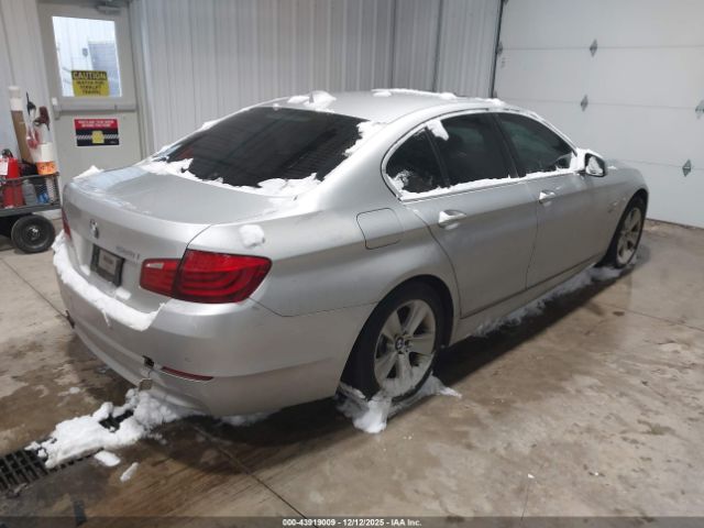 2012 BMW 528I WBAXH5C56CDW10829 Photo 3