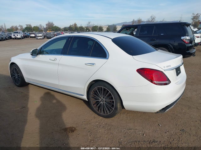 W1KWF8DB6MR639459 Mercedes-Benz C 300 Sedan