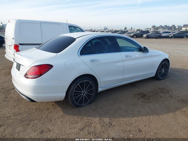 W1KWF8DB6MR639459 Mercedes-Benz C 300 Sedan