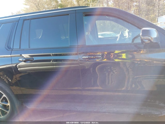 1GNSKEKDXPR264002 Chevrolet Suburban 4wd Rst