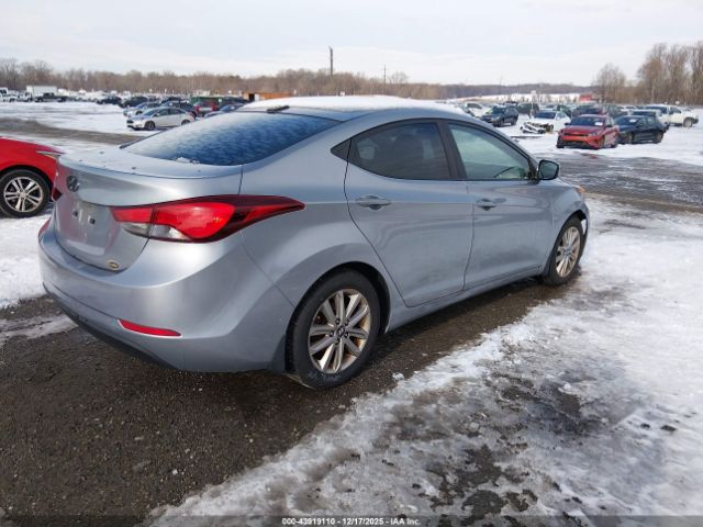 2016 HYUNDAI ELANTRA 5NPDH4AE2GH736608 Photo 3