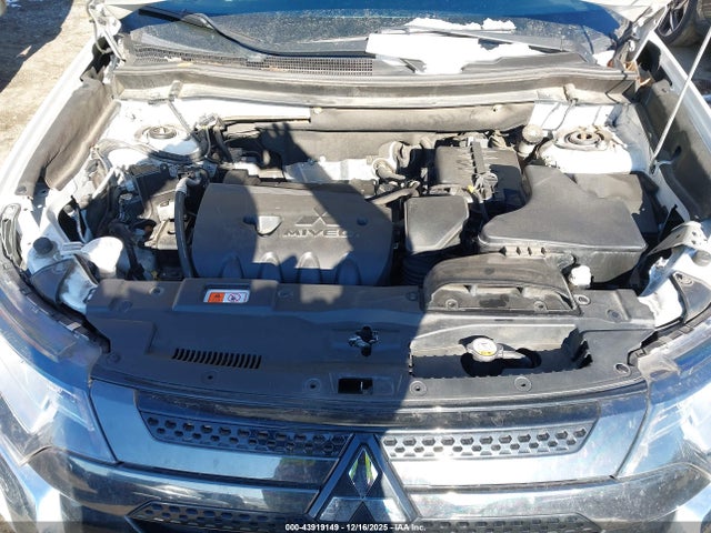 2019 MITSUBISHI OUTLANDER JA4AZ3A32KZ031361 Photo 9