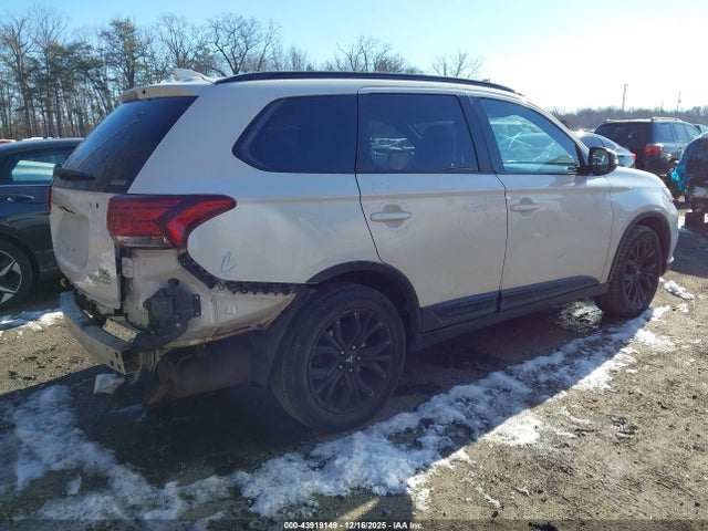 2019 MITSUBISHI OUTLANDER JA4AZ3A32KZ031361 Photo 3