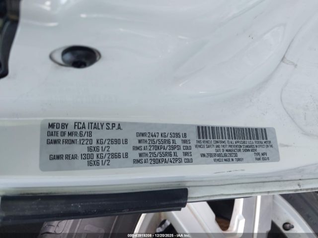 2018 RAM PROMASTER CITY ZFBERFAB0J6L28230 Photo 8