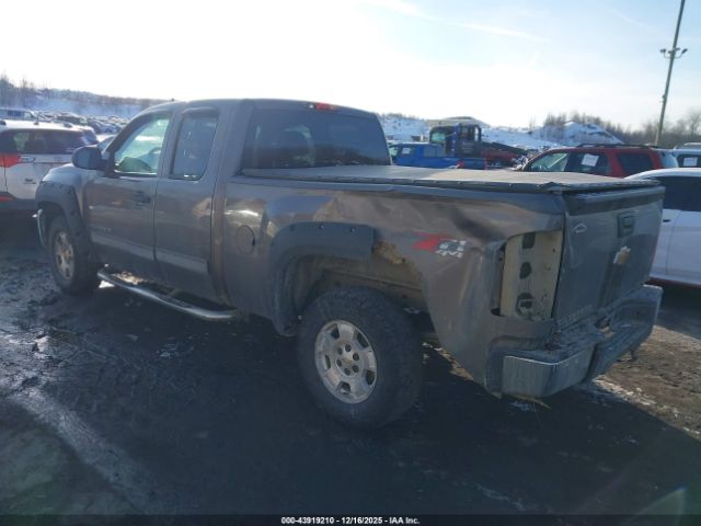 2013 CHEVROLET SILVERADO 1500 1GCRKSE74DZ202926 Photo 2