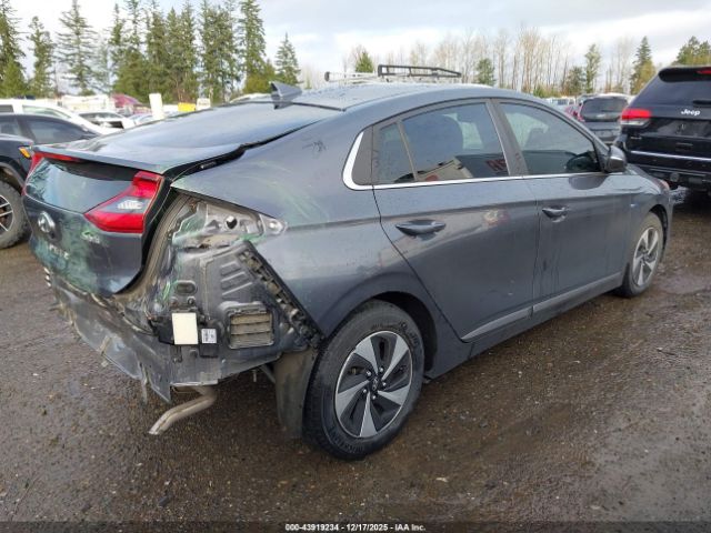 2019 HYUNDAI IONIQ HYBRID KMHC75LC2KU114696 Photo 3