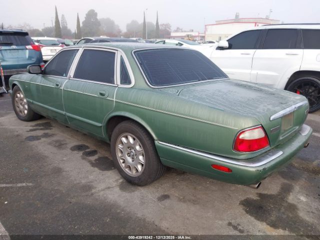 1999 JAGUAR XJ8 SAJHX1046XC858848 Photo 2