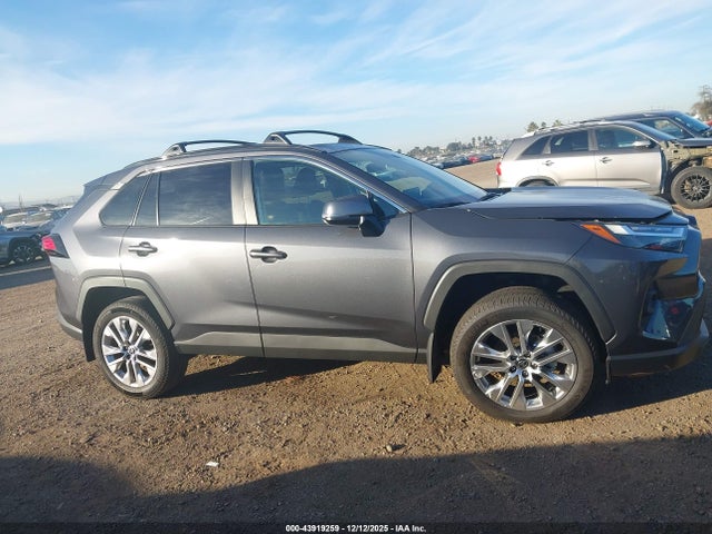 Toyota Rav4 Xle Premium 2025 2T3C1RFV5SW396264 Image 13