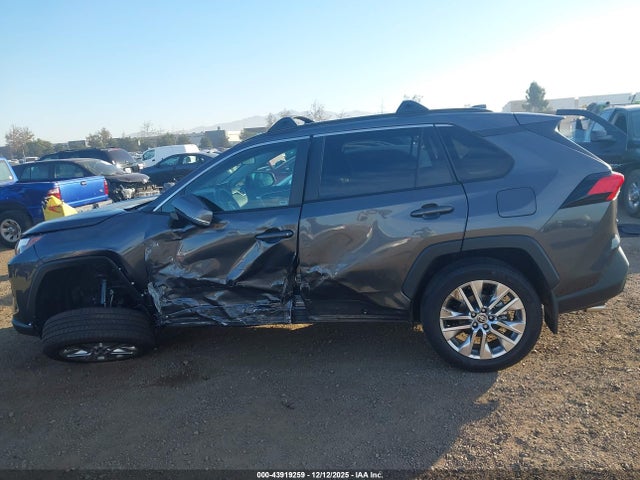 Toyota Rav4 Xle Premium 2025 2T3C1RFV5SW396264 Image 14
