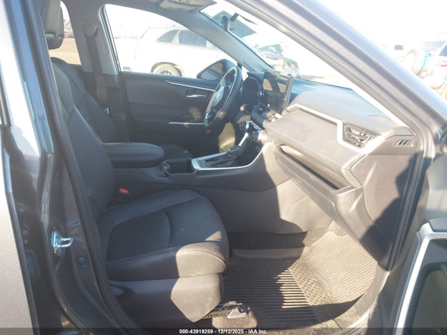 Toyota Rav4 Xle Premium 2025 2T3C1RFV5SW396264 Image 5