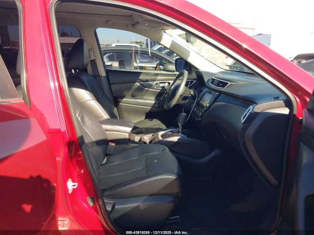 5N1AT2MV4GC748266 Nissan Rogue Sl