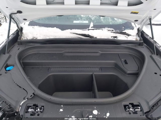 2025 AUDI Q6 E-TRON WA124BGFXSA005717 Photo 9