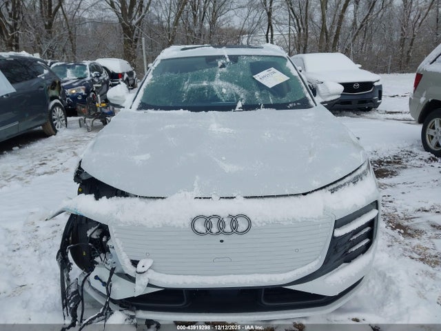 WA124BGFXSA005717 Audi Q6 E-tron Premium Plus Quattro