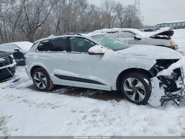 WA124BGFXSA005717 Audi Q6 E-tron Premium Plus Quattro