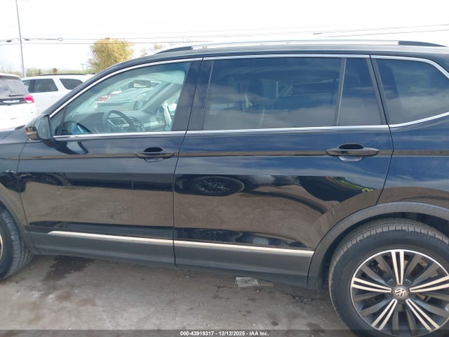 3VV3B7AX3JM015202 Volkswagen Tiguan 2.0t Se/2.0t Sel