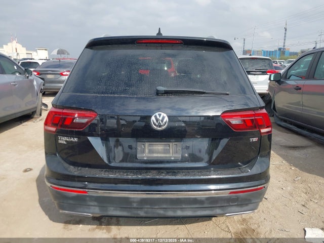 3VV3B7AX3JM015202 Volkswagen Tiguan 2.0t Se/2.0t Sel