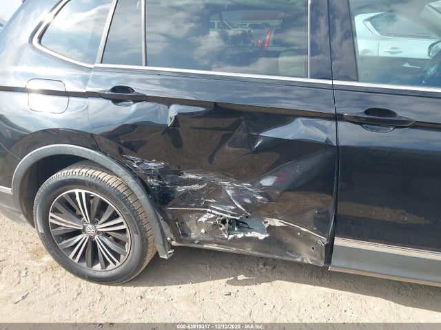 3VV3B7AX3JM015202 Volkswagen Tiguan 2.0t Se/2.0t Sel