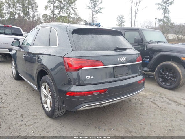 2021 AUDI Q5 WA1AAAFY2M2060841 Photo 2