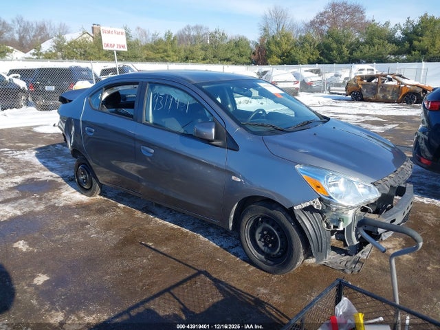2018 MITSUBISHI MIRAGE G4 ML32F3FJXJHF15797 Photo 0