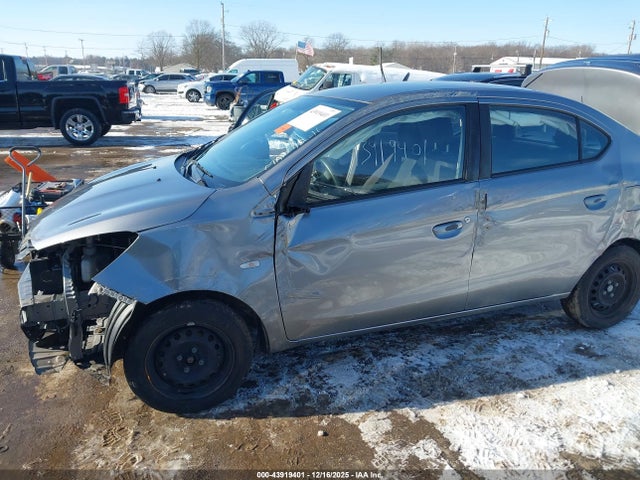 2018 MITSUBISHI MIRAGE G4 ML32F3FJXJHF15797 Photo 5