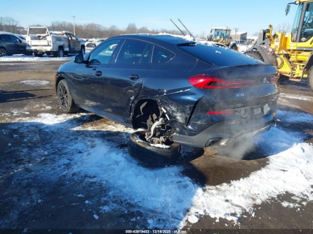 2023 BMW X6 5UXCY6C06P9P90638 Photo 2