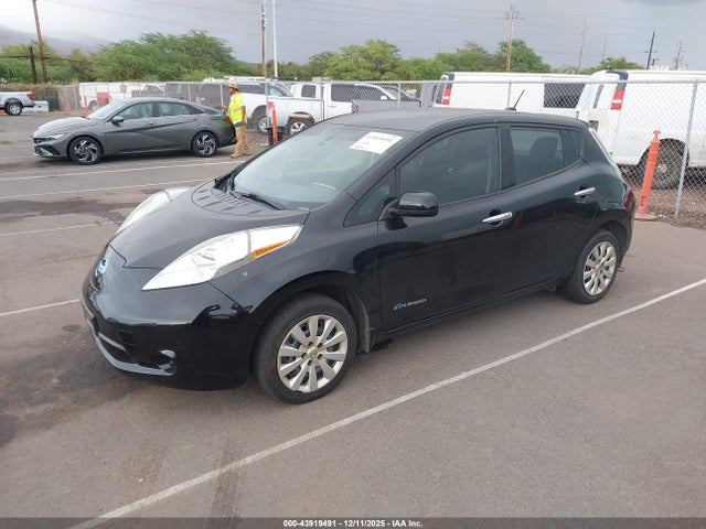 1N4BZ0CP3HC308156 Nissan LEAF S