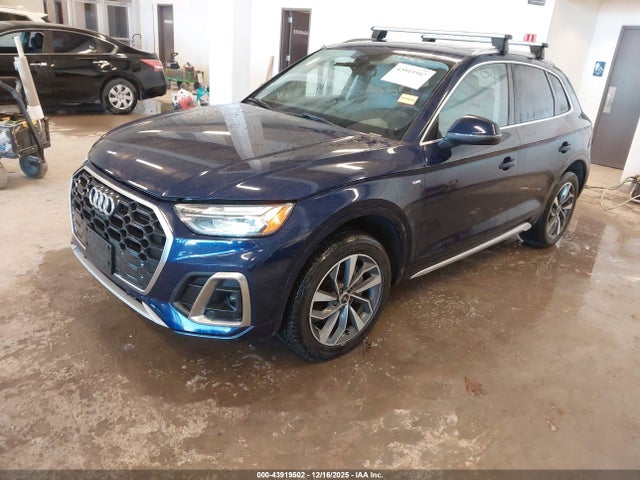 2022 AUDI Q5 WA1EAAFY9N2096108 Photo 1