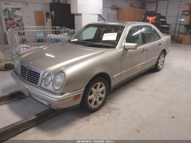 1999 MERCEDES-BENZ E 320 WDBJF82HXXX015190 Photo 1
