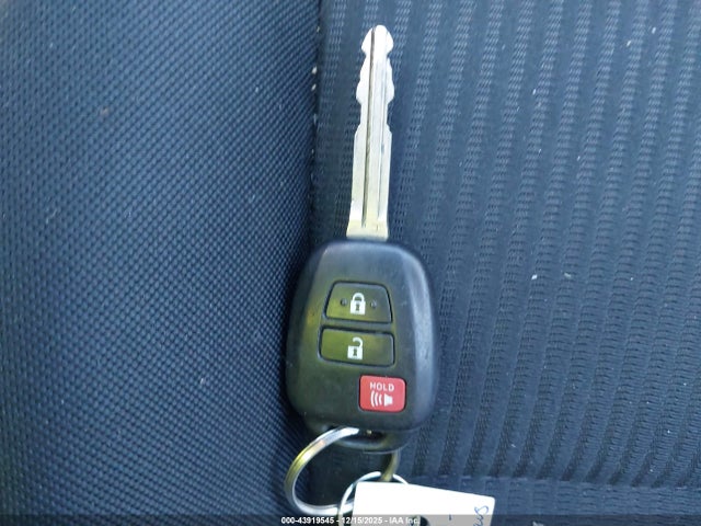 Toyota RAV4 LE 2016 2T3BFREV5GW512732 Image 11