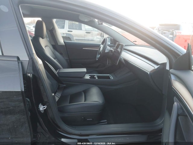 2023 TESLA MODEL 3 5YJ3E1EA7PF555920 Photo 4