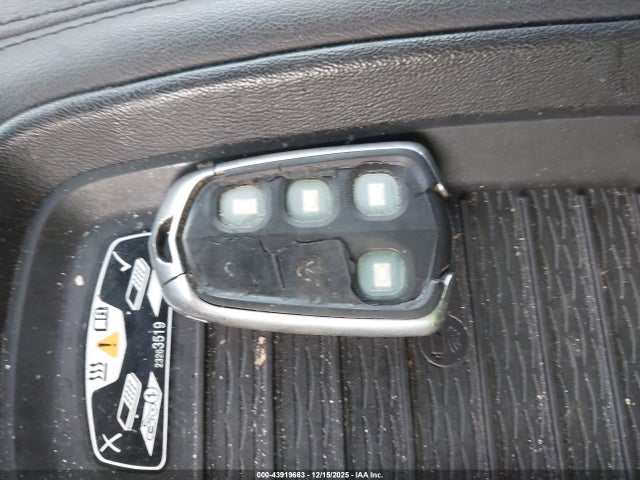 2018 CADILLAC ESCALADE ESV 1GYS4GKJ4JR323227 Photo 10