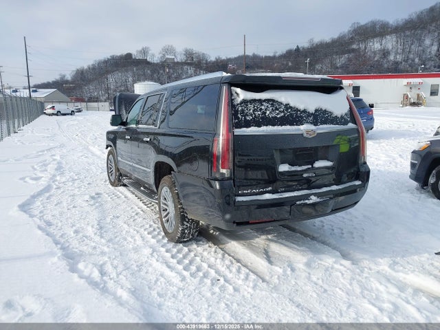 2018 CADILLAC ESCALADE ESV 1GYS4GKJ4JR323227 Photo 2