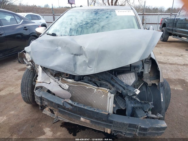 Продажа на аукционе авто 2014 Hyundai Accent Gls, vin: KMHCT4AE5EU658740, номер лота: 43919747