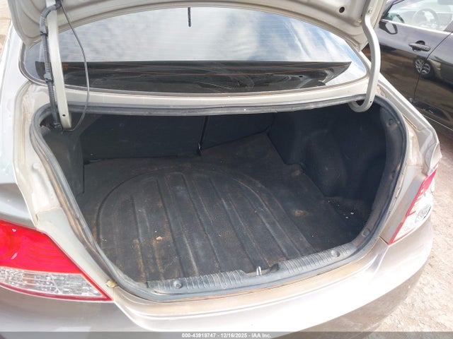 Продажа на аукционе авто 2014 Hyundai Accent Gls, vin: KMHCT4AE5EU658740, номер лота: 43919747