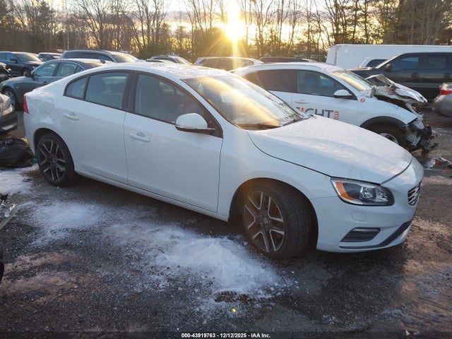 2018 VOLVO S60 YV140MTL8J2451031