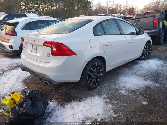 2018 VOLVO S60 YV140MTL8J2451031 Photo 3