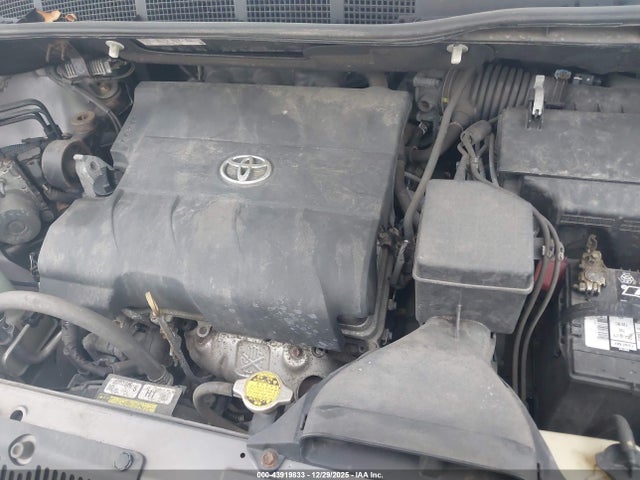 5TDYK3DC7FS577343 Toyota Sienna Xle Premium 8 Passenger
